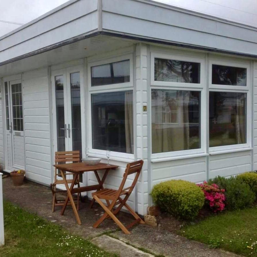 Coastal Cabin Chalet Roch Luaran gambar